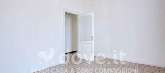 2 Schlafzimmer Wohnung in Varese, Italy, Nr. 378925 11