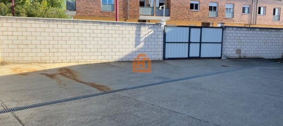 Entrepôt à San Andres del Rabanedo, Spain 510m² No. 81360 7