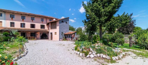 3 bedrooms House in Udine, Italy No. 285353 35