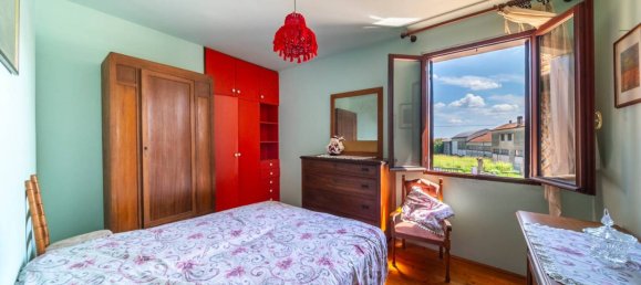 3 bedrooms House in Udine, Italy No. 285353 21