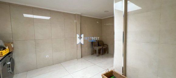 2 bedrooms House in Porto, Portugal No. 187438 6