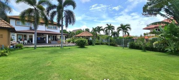 Кафе / ресторан с 4 спальнями в Банг Саре, Таиланд № 15589 4