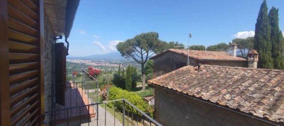 6 rooms House in Arezzo, Italy No. 276302 37