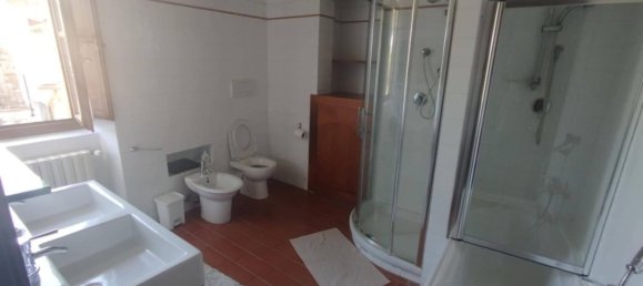 6 rooms House in Arezzo, Italy No. 276302 11