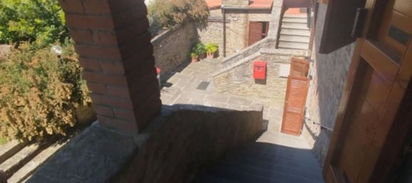 6 rooms House in Arezzo, Italy No. 276302 30