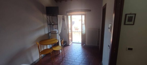 6 rooms House in Arezzo, Italy No. 276302 34
