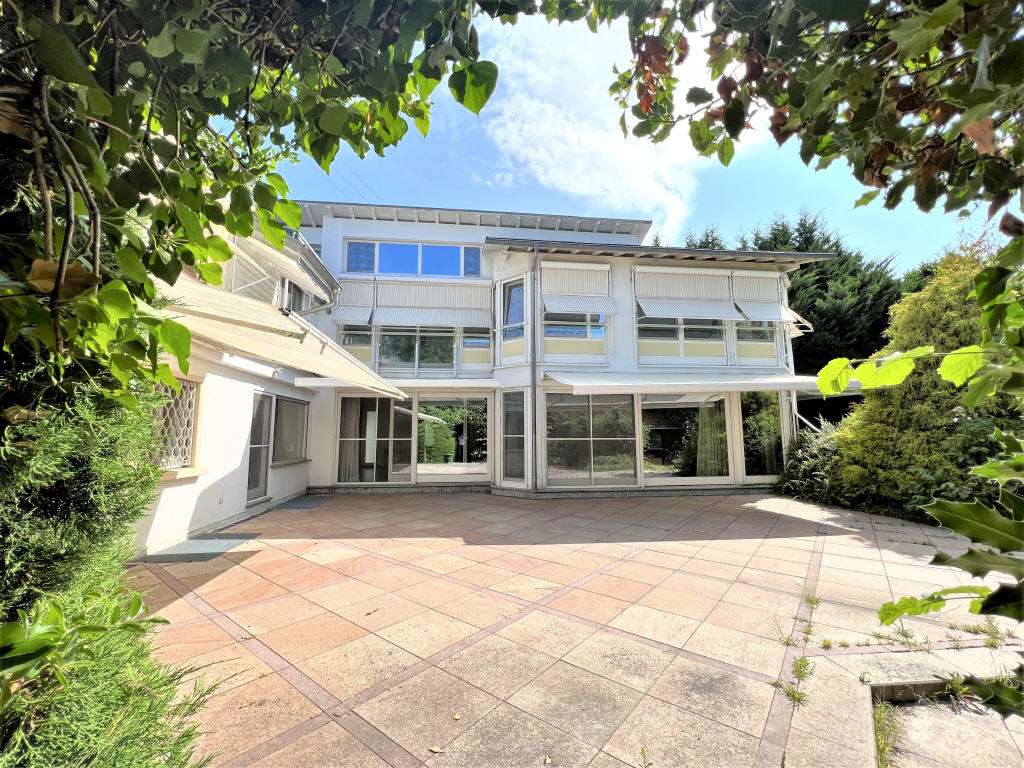 10 rooms Villa in Ortenaukreis, Germany No. 43344