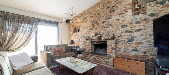 3 bedrooms Villa in Chrysoupoli, Greece No. 1921 11