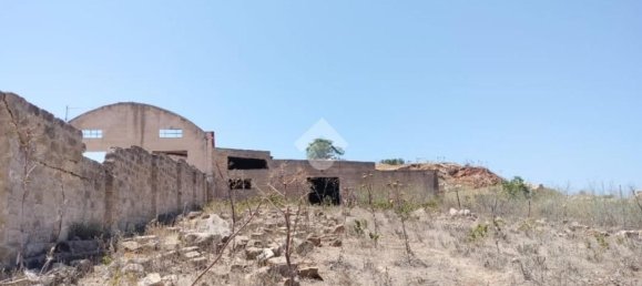 Гараж 357м² в Кустоначи, Италия № 178561 17