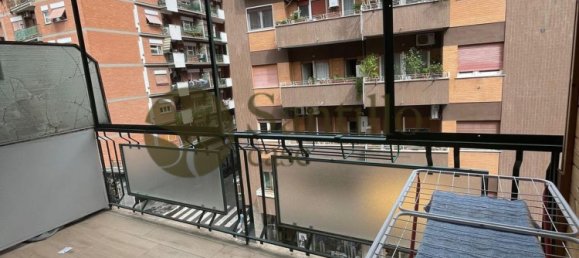 9 rooms Apartment in Rome, Italy No. 268686 3