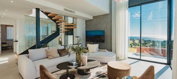 4 bedrooms Townhouse in Marbella, Spain No. 48030 5