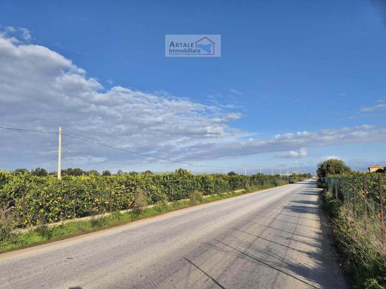 1-salle Terrain à Noto, Italy No. 27708