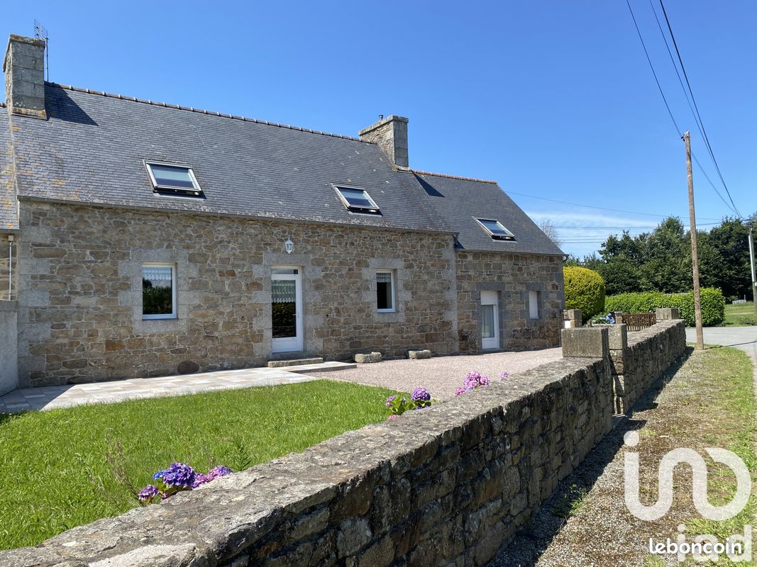 5 rooms House in Tonquedec, France No. 204162