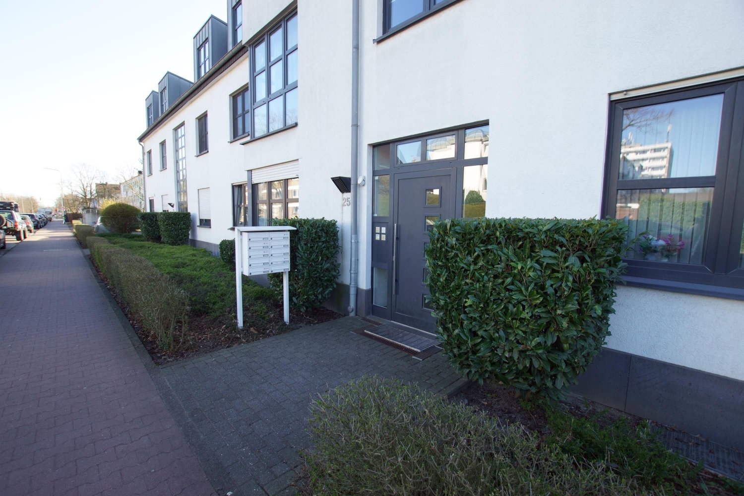 3 rooms Apartment in Meerbusch, Germany No. 49918