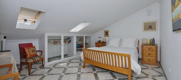 5 bedrooms Villa in Cascais, Portugal No. 113573 22