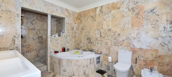 5 bedrooms Villa in Cascais, Portugal No. 113573 18