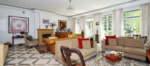 5 bedrooms Villa in Cascais, Portugal No. 113573 3