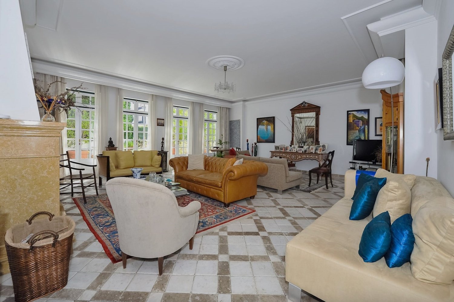 5 bedrooms Villa in Cascais, Portugal No. 113573