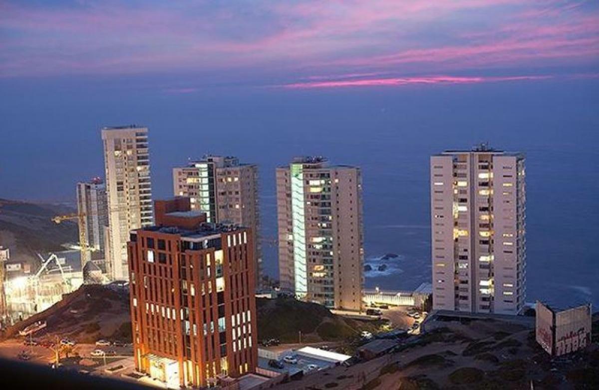 Studio in Valparaiso, Chile No. 2419