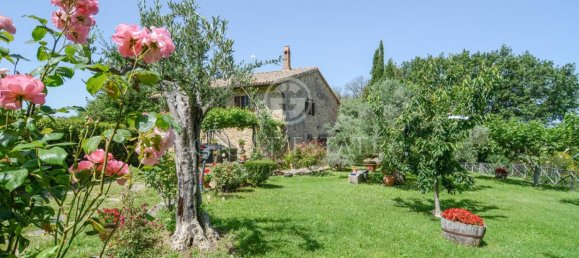 4 bedrooms House in Collazzone, Italy No. 138203 2