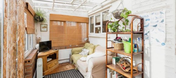 3 bedrooms House in Watford, United Kingdom No. 6047 21