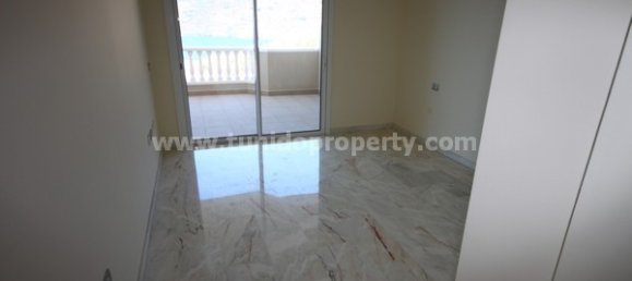 2 bedrooms Apartment in Acantilado De Los Gigantes, Spain No. 717 3