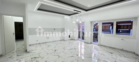 2 bedrooms Apartment in Rome, Italy No. 16891 5