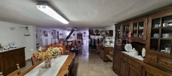 8 Schlafzimmer Villa in Carrara, Italy, Nr. 128558 25