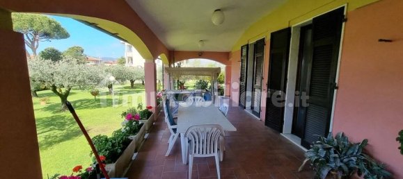 8 Schlafzimmer Villa in Carrara, Italy, Nr. 128558 48