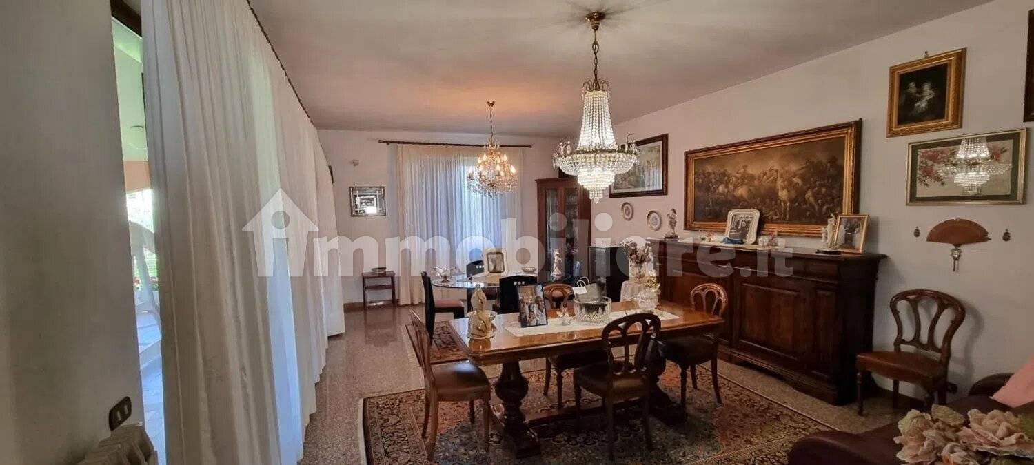 8 Schlafzimmer Villa in Carrara, Italy, Nr. 128558