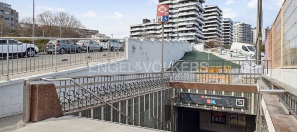 Apartamento de 3 dormitorios en L'Hospitalet de Llobregat, Spain No. 182732 20
