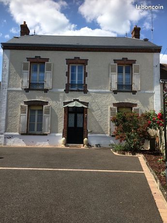 3 bedrooms House in Auneau, France No. 304606