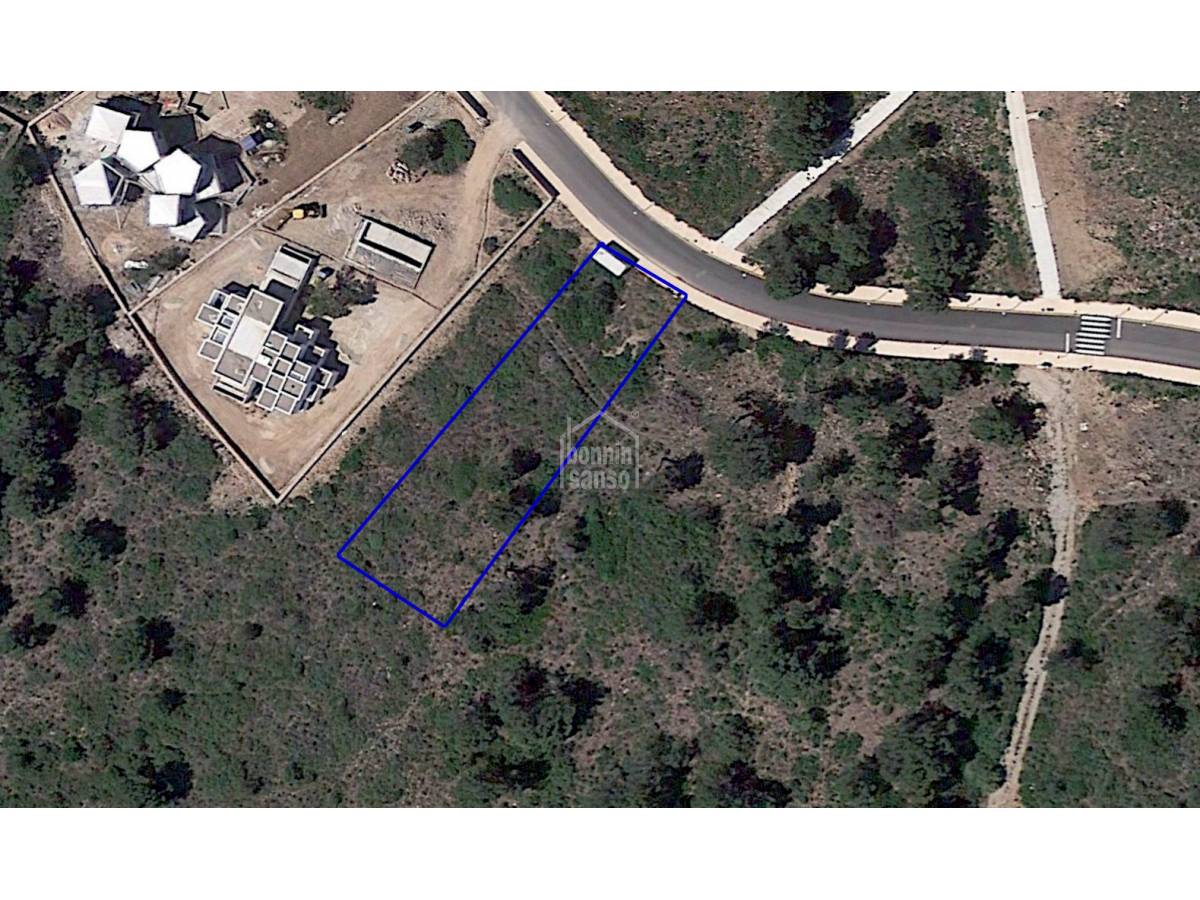  Land in Es Mercadal, Spain No. 3881