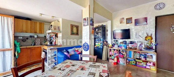 2 bedrooms Penthouse in Pomezia, Italy No. 350234 4