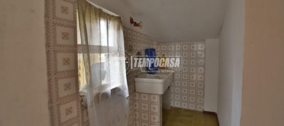 5 rooms Apartment in Serrapetrona, Italy No. 1787 13