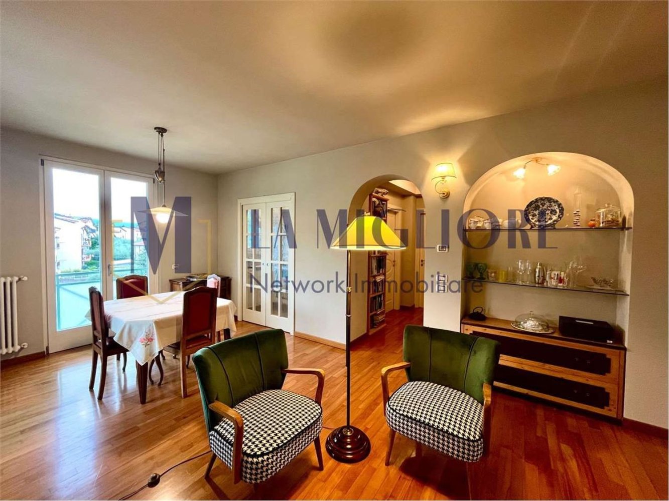 4 غرف نوم شقة في Montemurlo, Italy رقم 342038