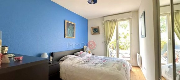 3 chambres Appartement à Le Raincy, France No. 360259 8