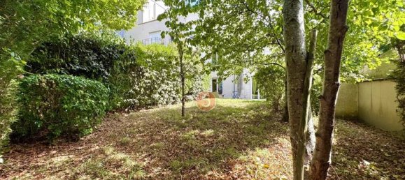 3 chambres Appartement à Le Raincy, France No. 360259 5