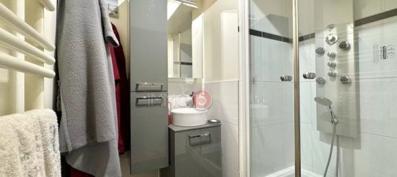 3 chambres Appartement à Le Raincy, France No. 360259 9