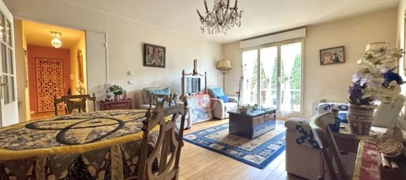 3 chambres Appartement à Le Raincy, France No. 360259 4