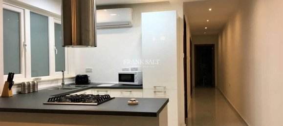 3 bedrooms Maisonette in Ta' Xbiex, Malta No. 6385 4