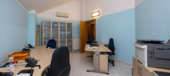 Apartamento T2 em Masate, Italy N.º 292641 21