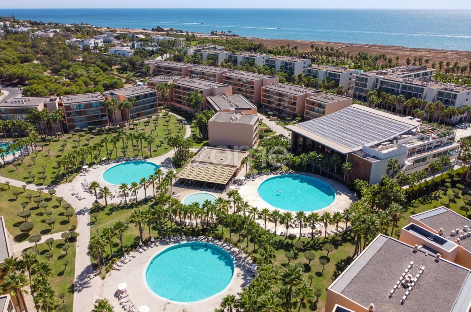 Apartamento de 3 dormitorios en Guia, Portugal No. 354975