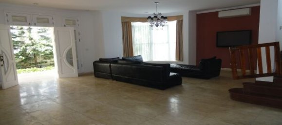 Вилла с 4 спальнями в Тэйхо, Вьетнам № 6341 5