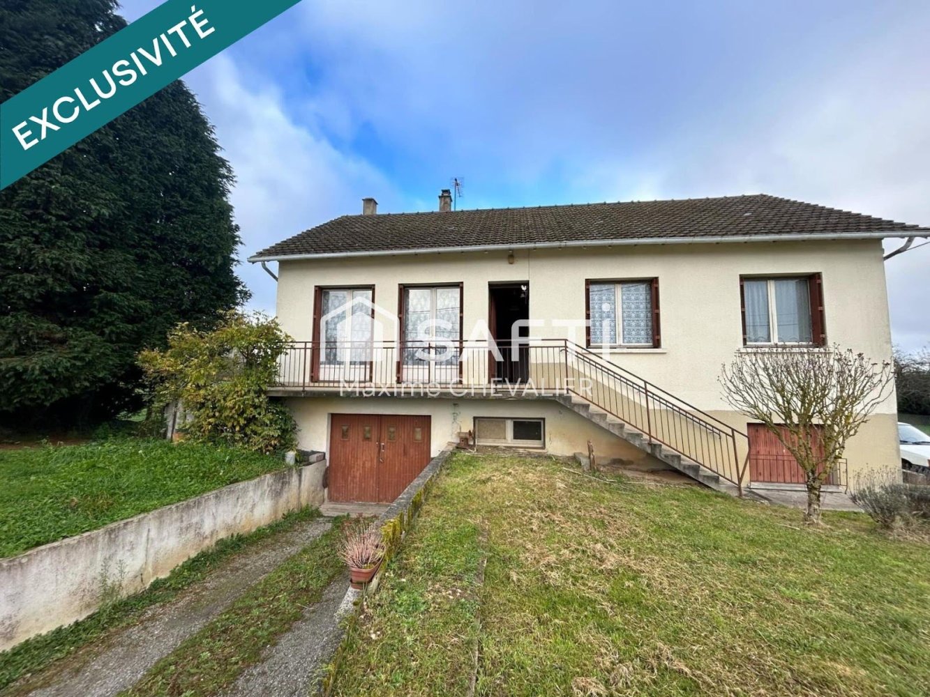 Casa T3 em Saint-Denis-de-Jouhet, France N.º 46971