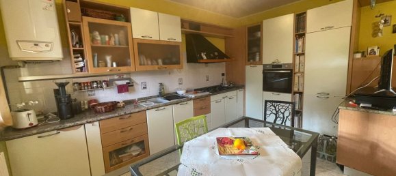 4 rooms Apartment in Castelplanio, Italy No. 284344 2