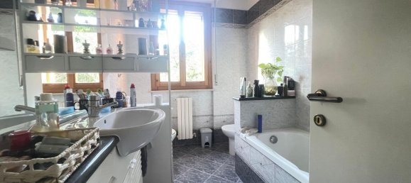 4 rooms Apartment in Castelplanio, Italy No. 284344 18