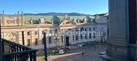 4 bedrooms Apartment in Turin, Italy No. 151451 28