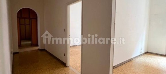 4 bedrooms Apartment in Turin, Italy No. 151451 16