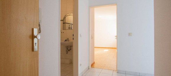 2 rooms Apartment in Offenbach, Germany No. 316651 2